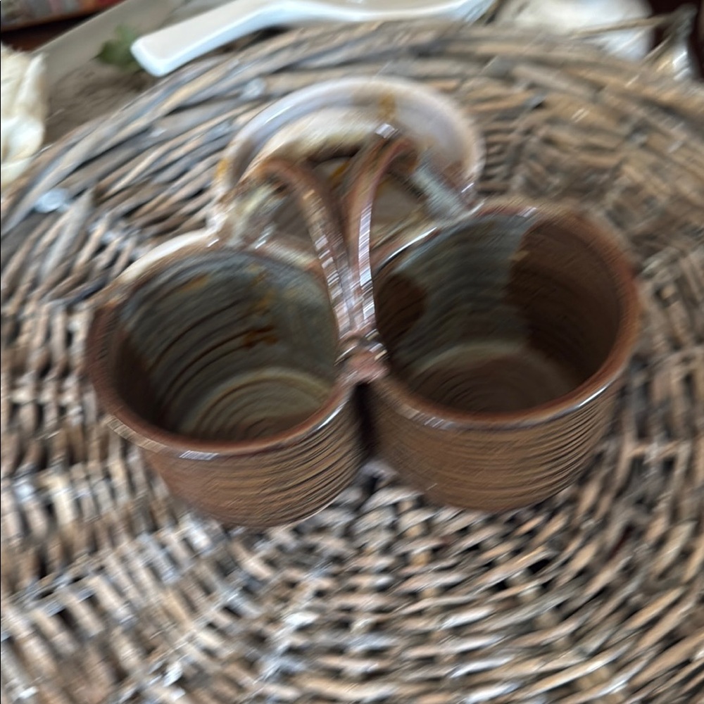 Handcrafted Ceramic Basket with Dual Compartments - Picture 3 of 3